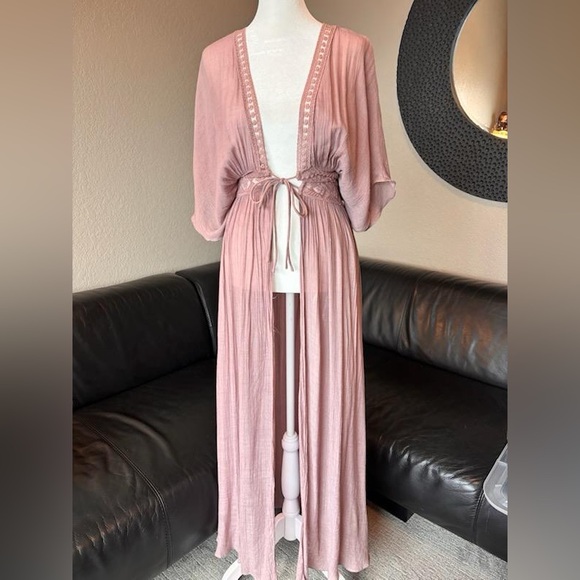 Lulus Dresses & Skirts - Lulu’s mauve-pale lavender DUSTER- SWIM COVER up, excellent pre-owned condition